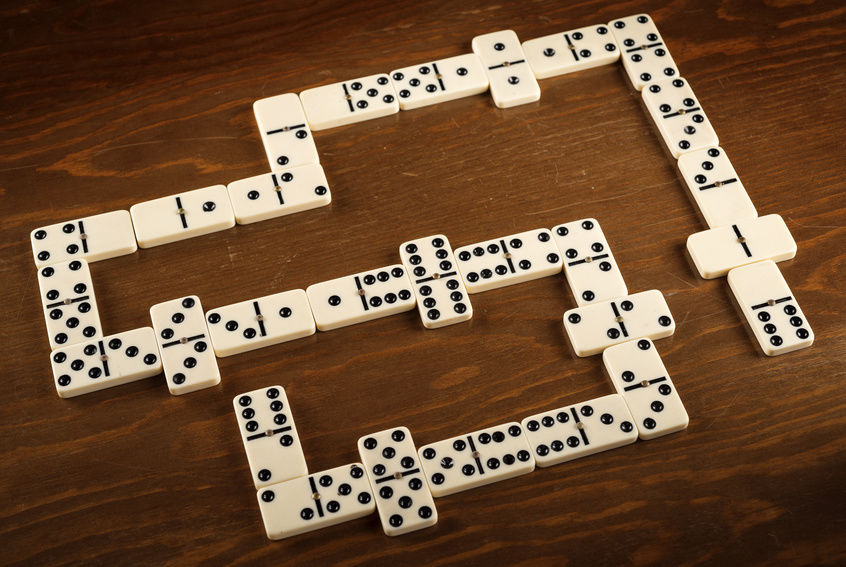 kartu domino